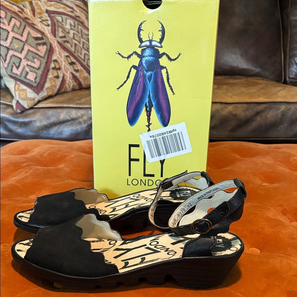 Fly London Women's Black Peep-Toe Sandals